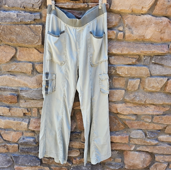 XCVI cargo pants - Picture 1 of 5
